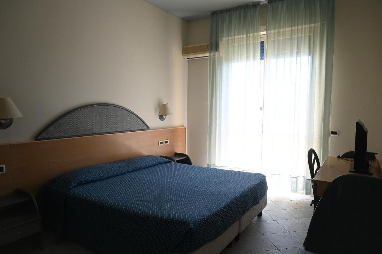 Hotel Baia Turchese Đảo Đảo Lampedusa Ngoại thất bức ảnh