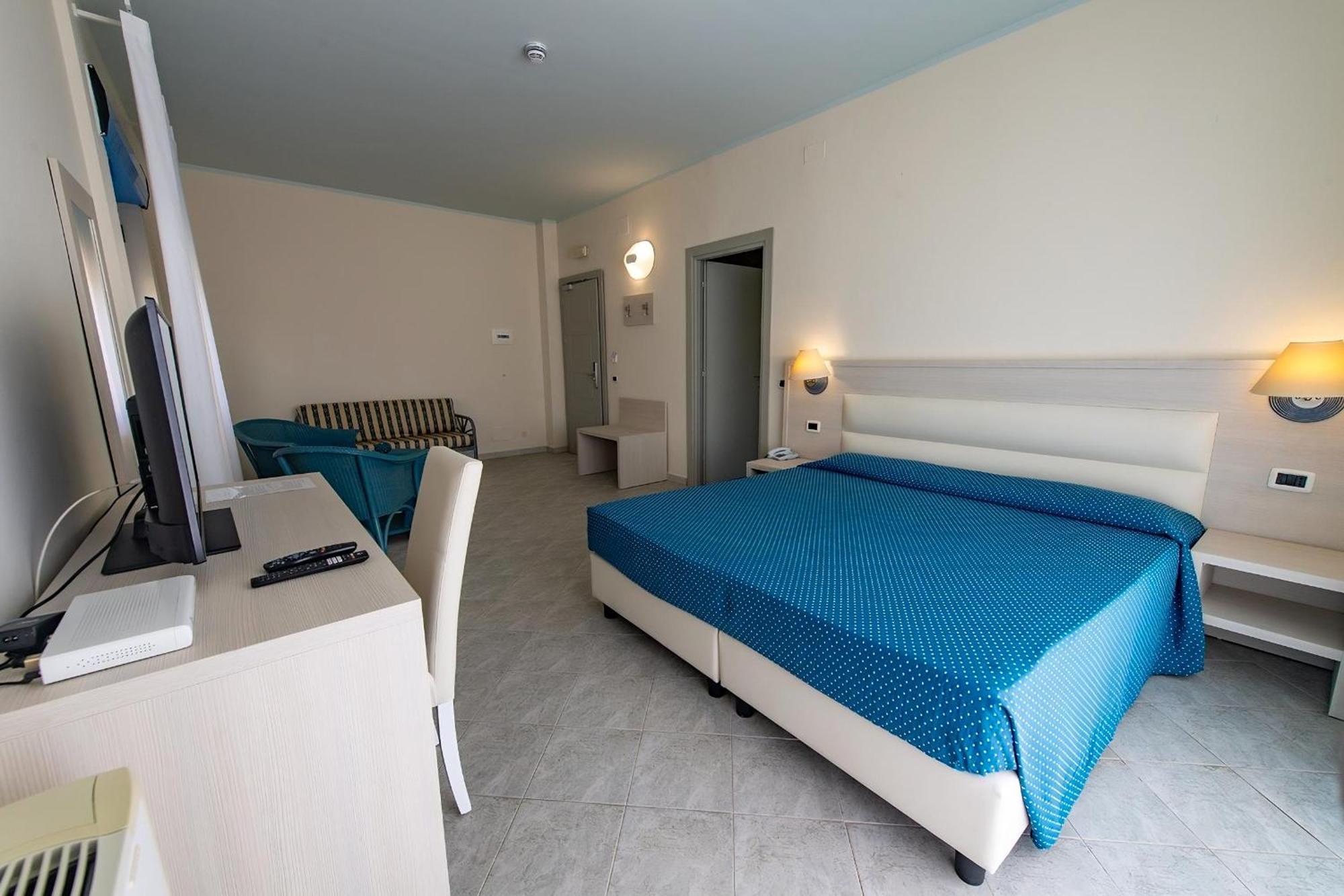 Hotel Baia Turchese Đảo Đảo Lampedusa Ngoại thất bức ảnh