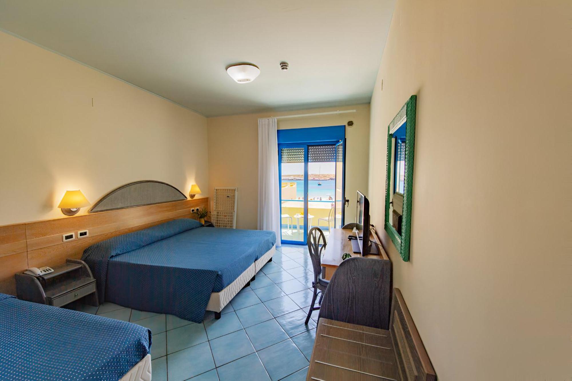 Hotel Baia Turchese Đảo Đảo Lampedusa Ngoại thất bức ảnh