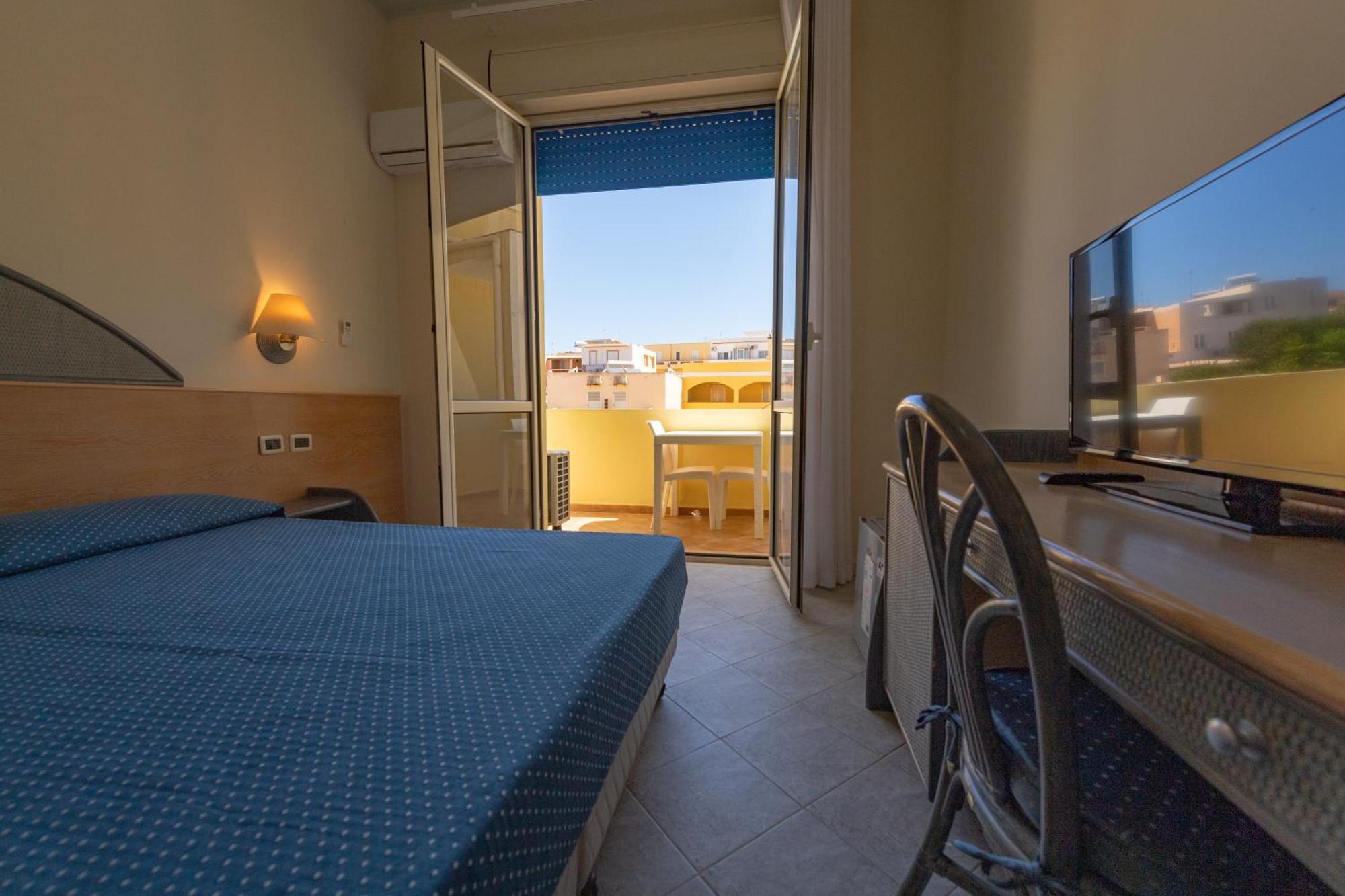 Hotel Baia Turchese Đảo Đảo Lampedusa Ngoại thất bức ảnh